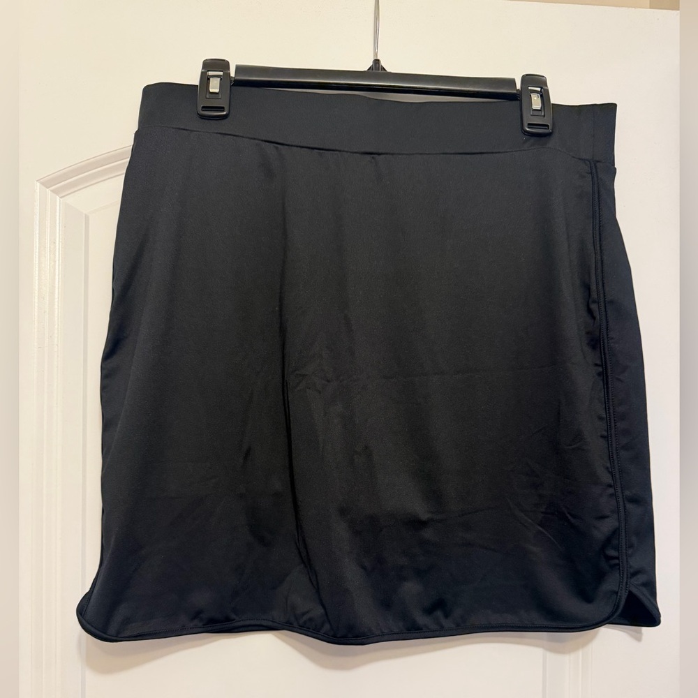 NWT J. Crew Factory Athletic Style Black Skort, Size Large